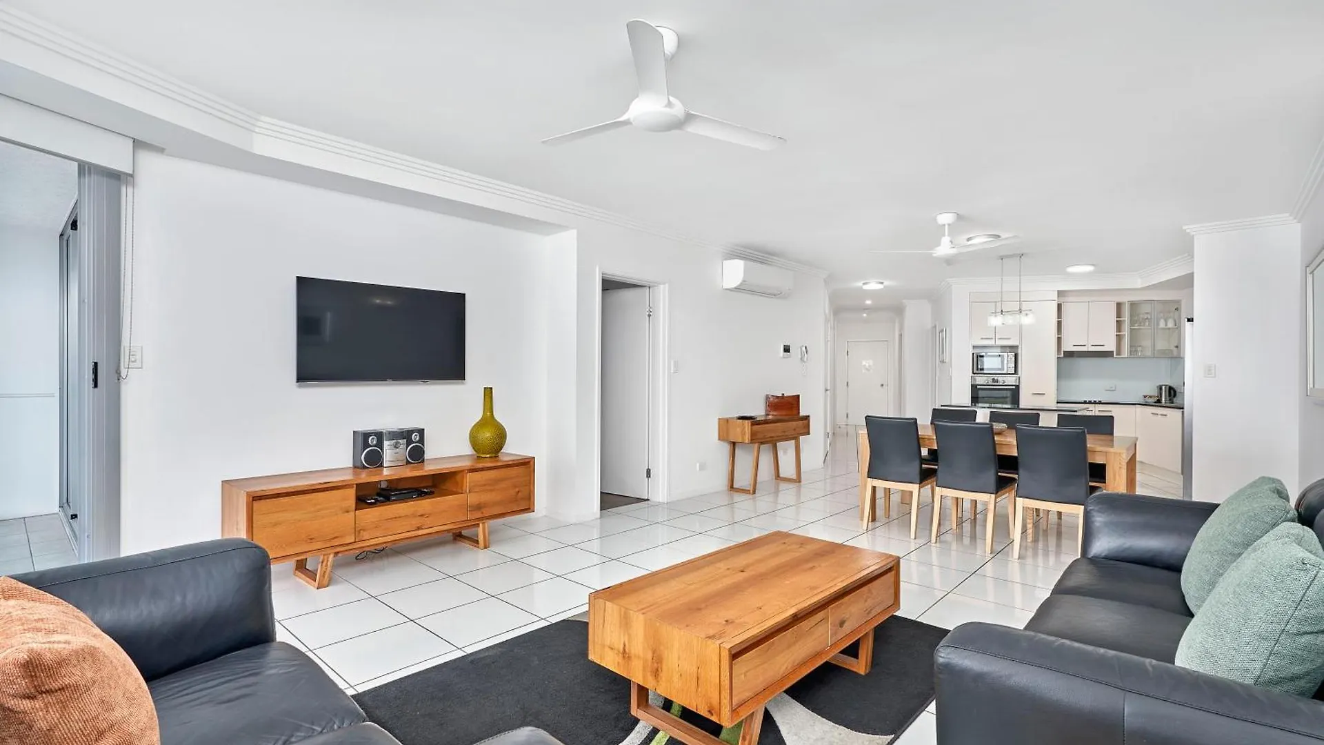 Vision Apartments Cairns 5*,