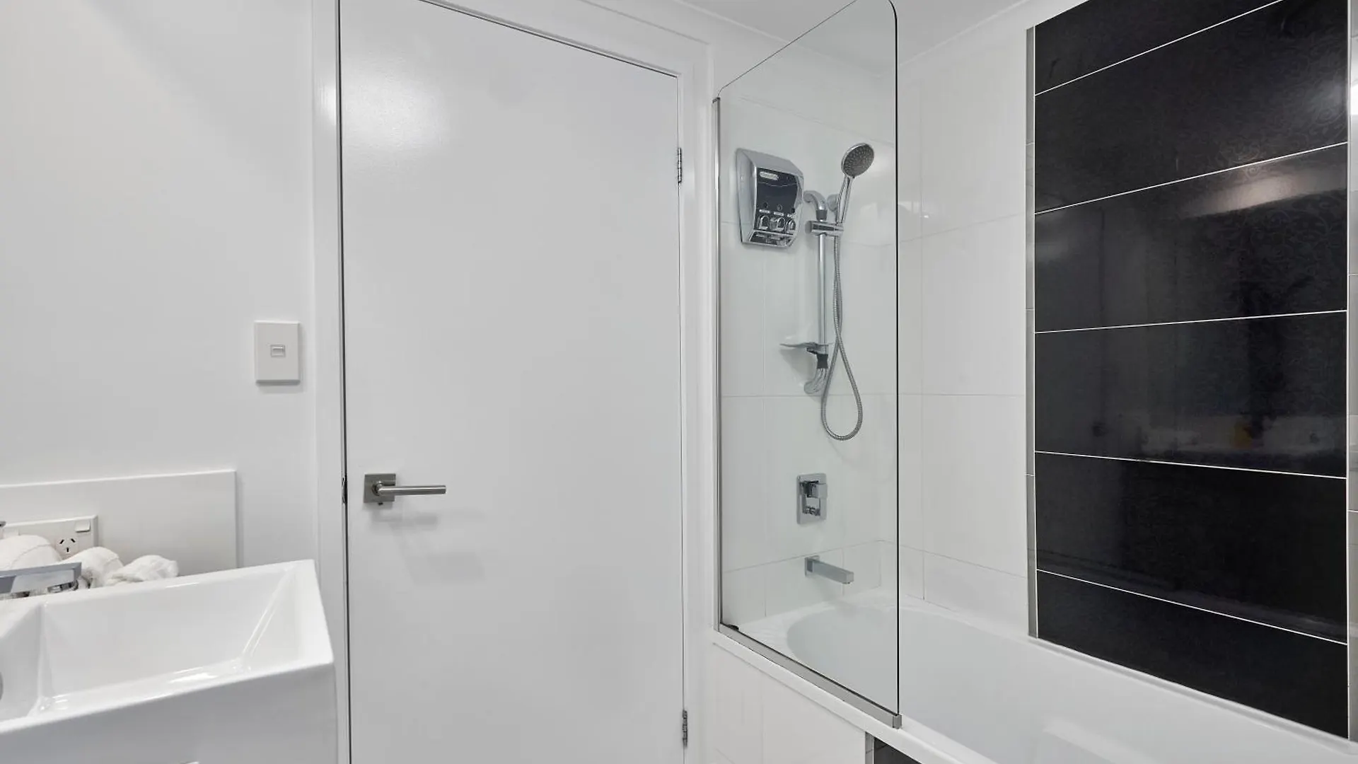 Vision Apartments Cairns Australia